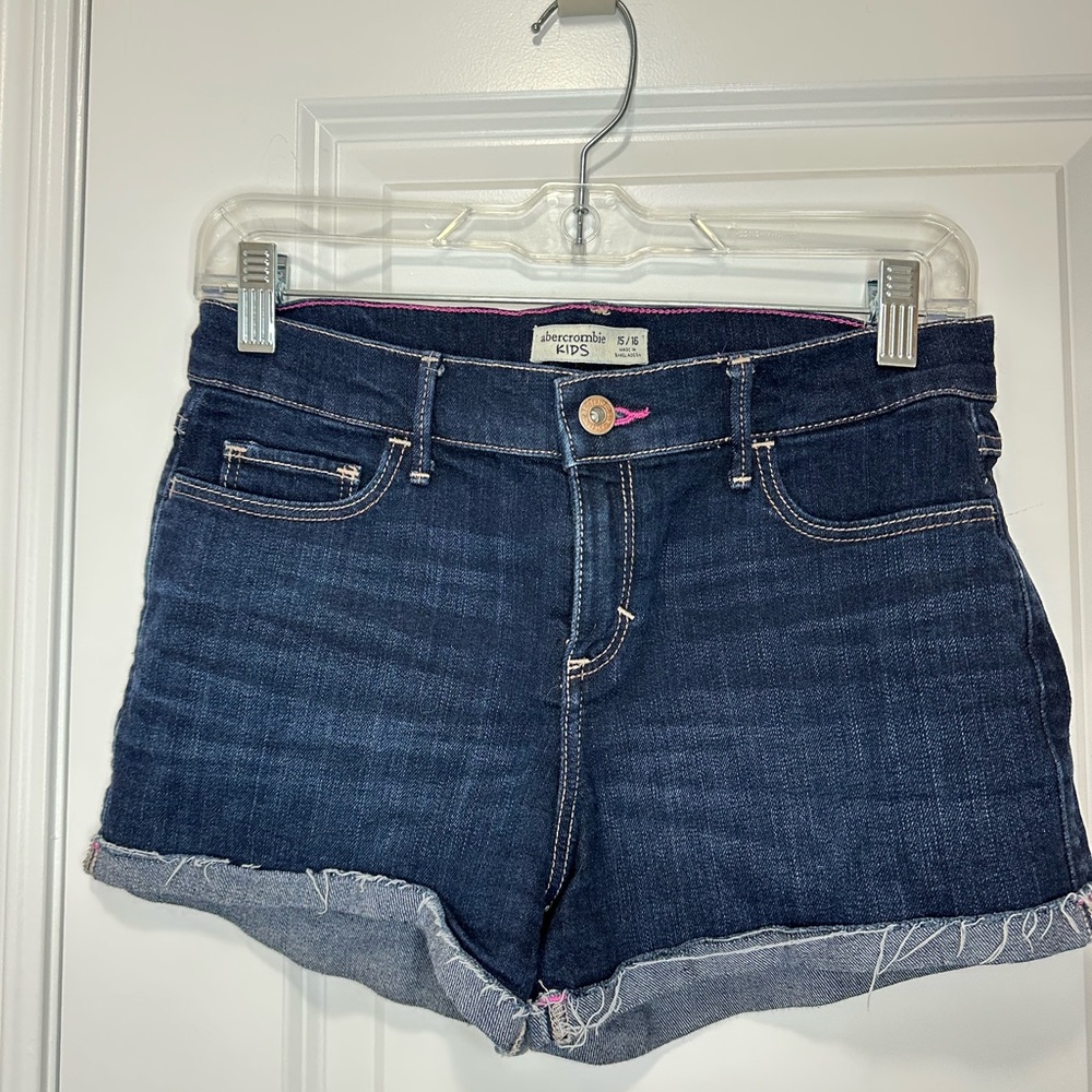 Abercrombie & Fitch Women's high-waisted Dark Blue Denim Shorts